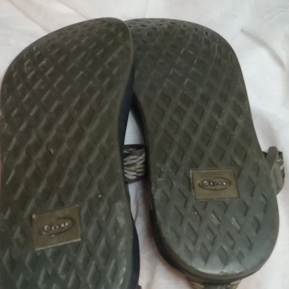 Chaco men's size 11 sandal